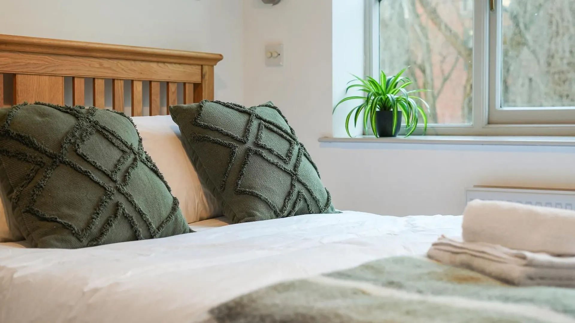 Kelham Riverside Loft,Free Parking,Gym, River View Sheffield 0*,