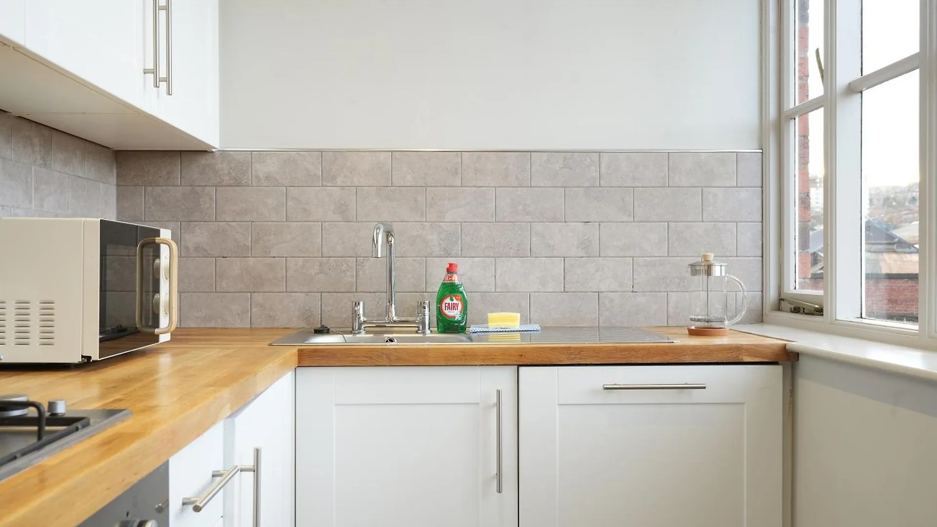 Kelham Riverside Loft,Free Parking,Gym, River View Sheffield 0*,